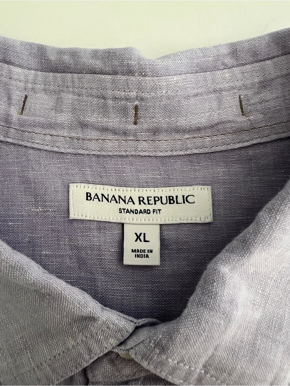 Banana Republic Men's Light Lavender Linen Button-Up Shirt
